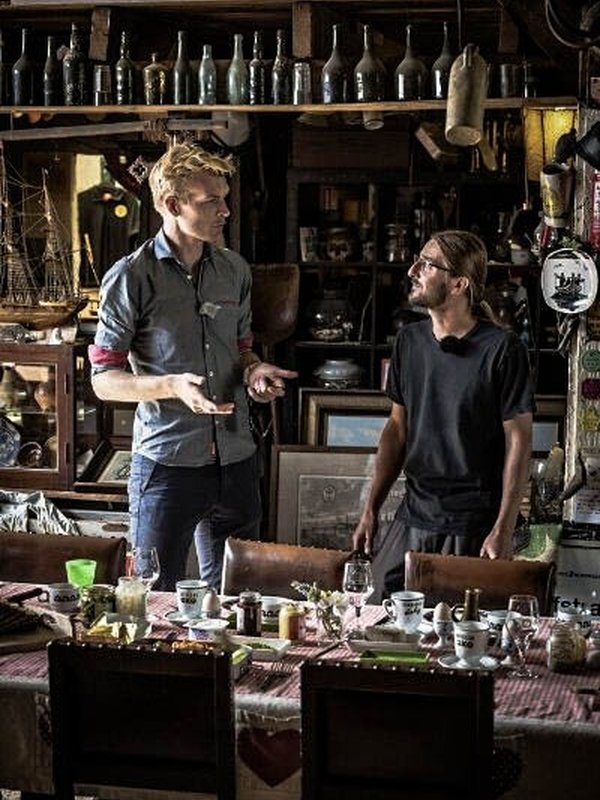 Benjamin in gesprek met Ruben Van Gucht in het PolderMAS in Ouden Doel (Waasland)
