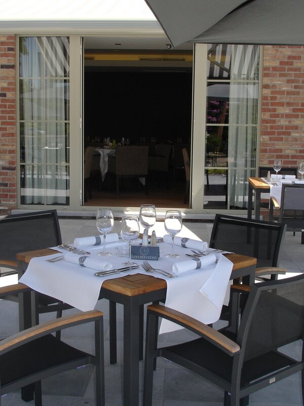 Biznis Hotel  terras