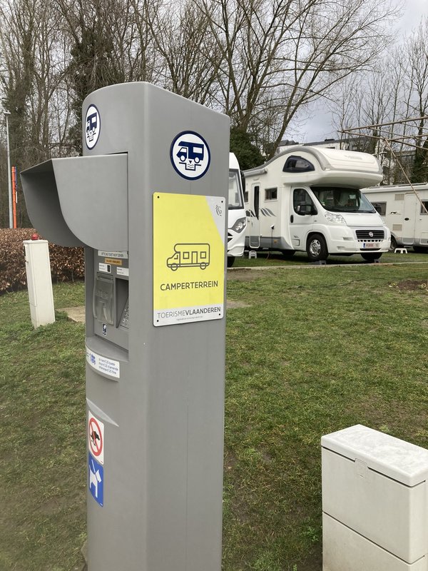 Kampeerautoterrein De Zaat