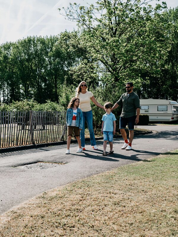 Gezin op camping Puyenbroeck