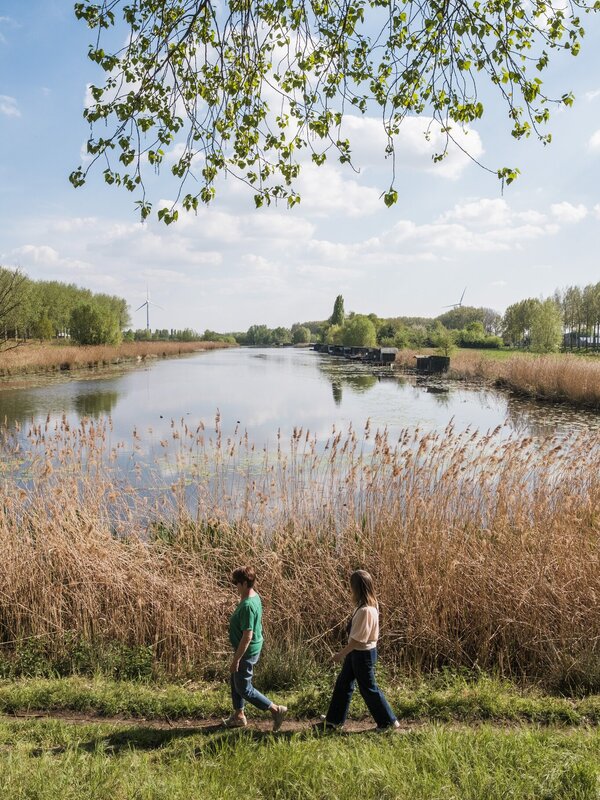 wandelaars in de kreken van saleghem